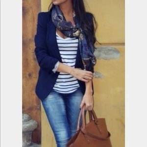 Meet your Posher, Gladys